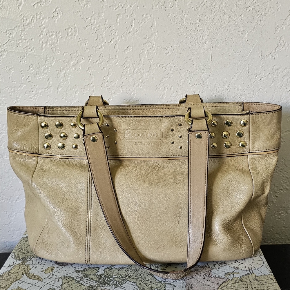 Coach Studded Beige Tan Leather EW Tote Shoulder Bag Zipper Purse